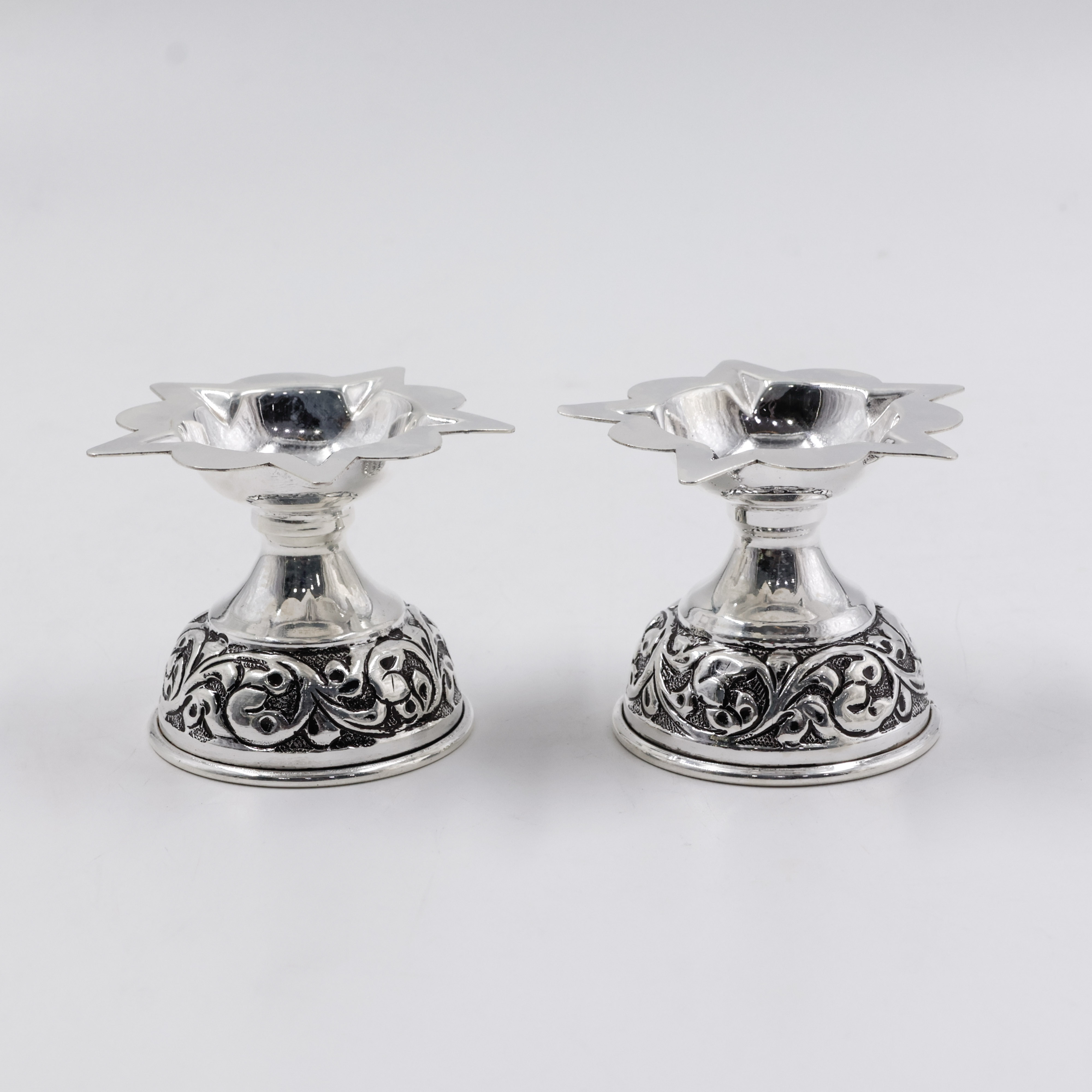 New Akshaya Jewellers - 92.5 Siliver Five Star Kundulu